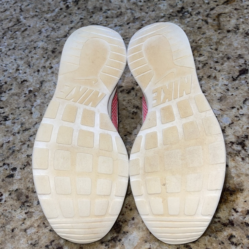 Nike Tanjun Racer - Picture 5 of 9